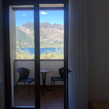 Casa Benamati By Kelly * Malcesine