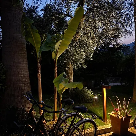 Casa Benamati By Kelly Gasthof Malcesine